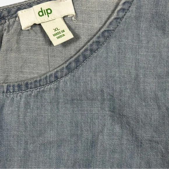 NWT DIP 100% Cotton Light Washed Blue Denim Ruffle Top Womens XL Summer - Picture 4 of 6